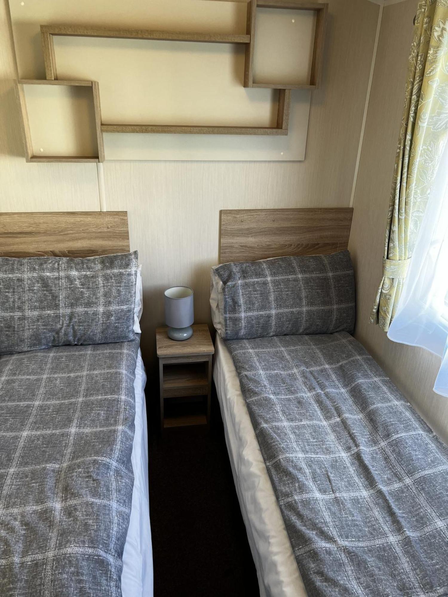 Moonstone Lymington Hotell Leysdown-on-Sea Eksteriør bilde
